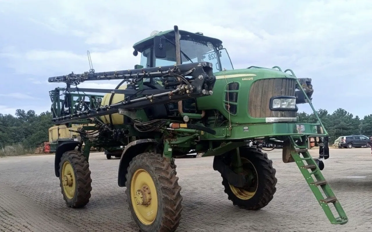 Pulverizador Autopropelido John Deere M4025 2020 — foto 1