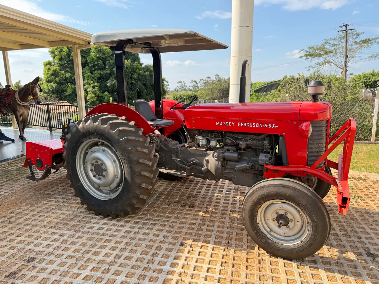 Trator Massey Ferguson 65 x 1973 — foto 1 — Revenda Citrosmaq