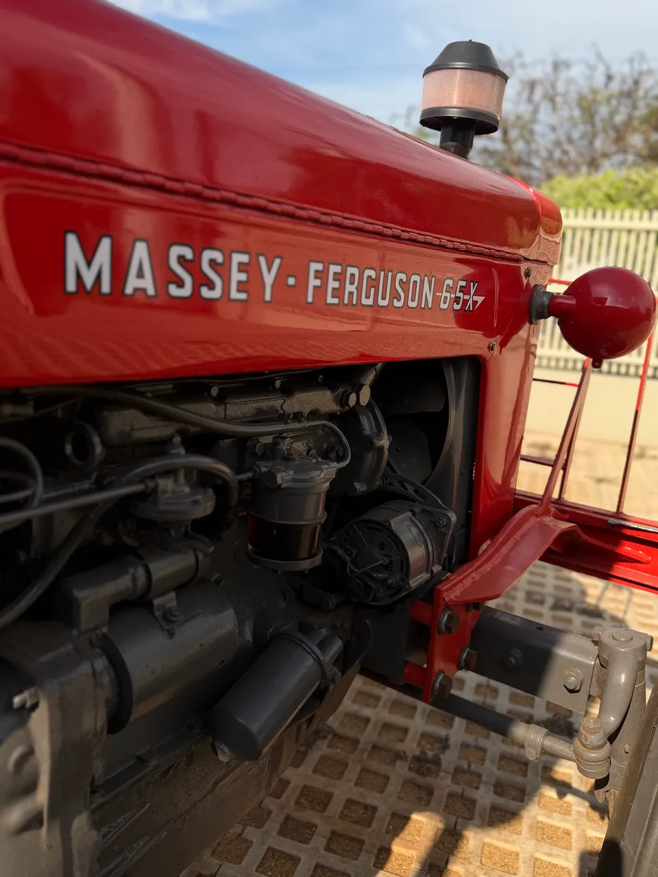 Trator Massey Ferguson 65 x — miniatura 2